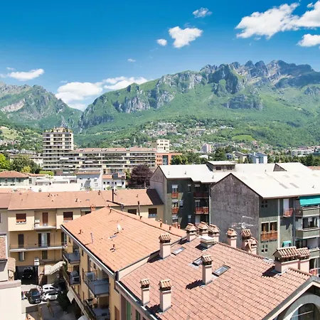 Nest78 - Skyline View In The Heart Of ليكو